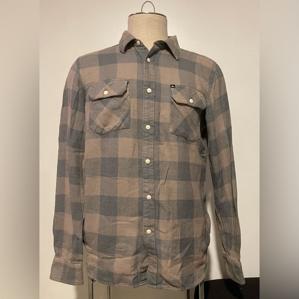 Men’s Quicksilver button down
